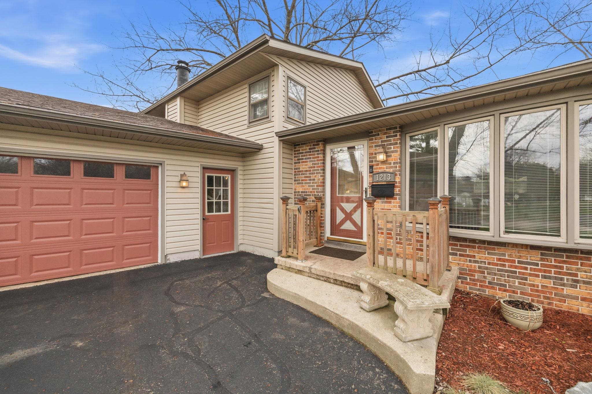 1213 Adrian Boulevard Fort Atkinson, WI 53538 - Photo 2 of 53