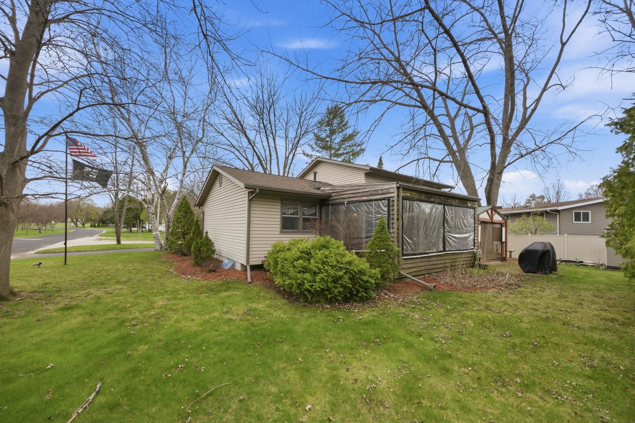 1213 Adrian Boulevard Fort Atkinson, WI 53538 - Photo 43 of 53