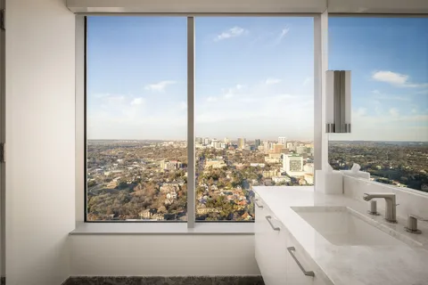 $2,850,000 | 501 West Avenue, Unit 3303, Austin, TX 78701
