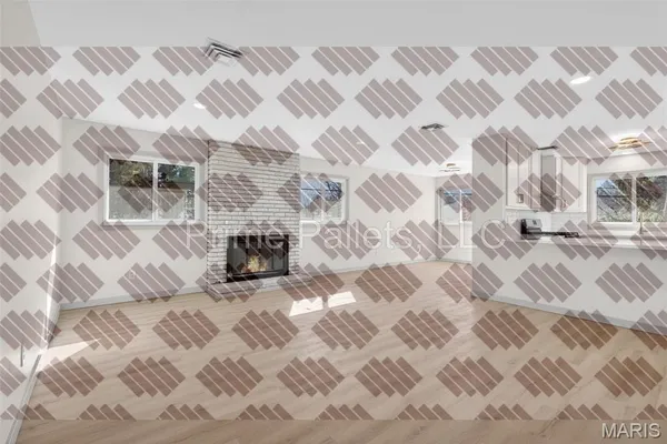 $1,920 | 7 Milbrook Lane, Florissant, MO 63033