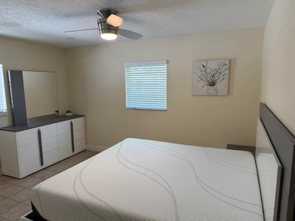 $2,500 | 1904 Southwest 13th Way, Boynton Beach, FL 33426
