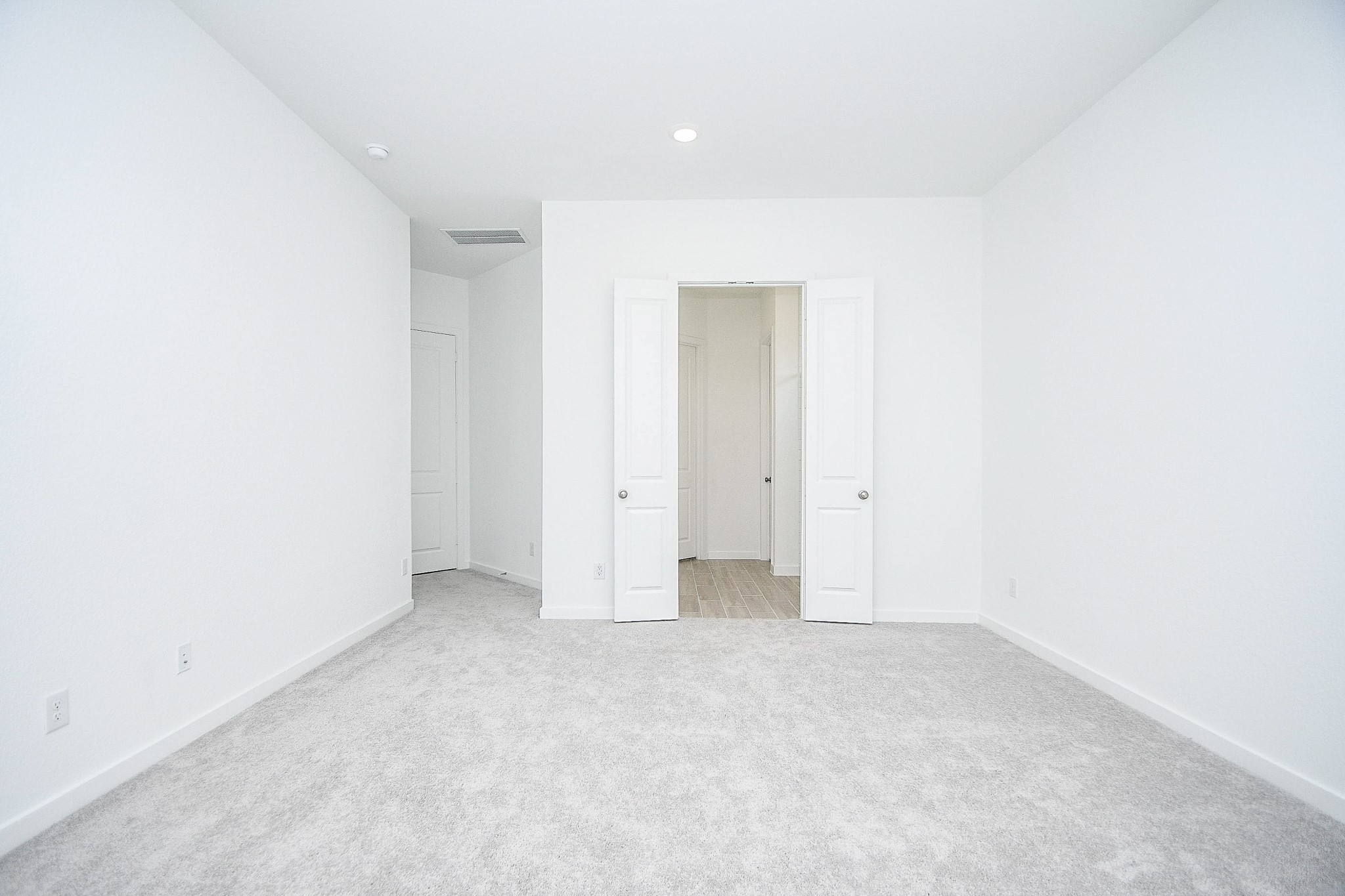 4227 Eagle Pass Drive Rosenberg, TX 77469 - Photo 13 of 28 a view of an empty room