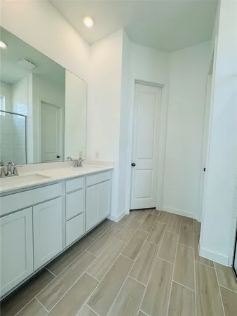 $2,500 | 4227 Eagle Pass Drive, Rosenberg, TX 77469