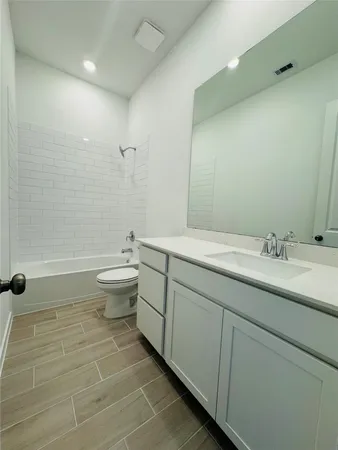 $2,500 | 4227 Eagle Pass Drive, Rosenberg, TX 77469