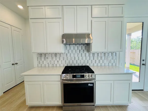 $2,500 | 4227 Eagle Pass Drive, Rosenberg, TX 77469