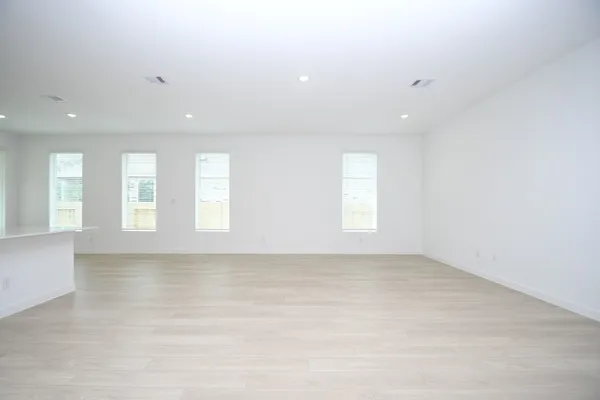 $2,500 | 4227 Eagle Pass Drive, Rosenberg, TX 77469