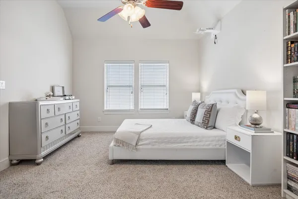 $549,900 | 10906 Wrenwood Green, Houston, TX 77043
