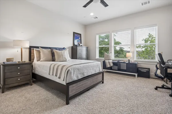 $549,900 | 10906 Wrenwood Green, Houston, TX 77043