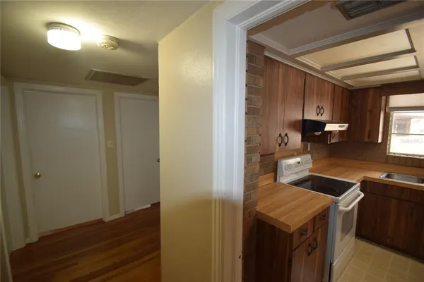 $1,995 | 3115 Buckingham Avenue, Lakeland, FL 33803