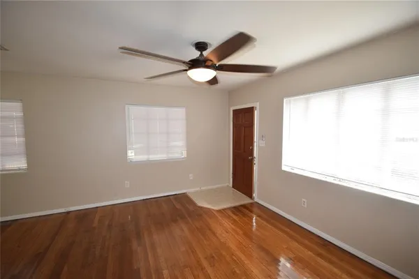 $1,995 | 3115 Buckingham Avenue, Lakeland, FL 33803