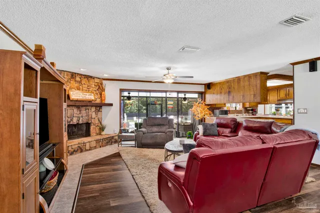 $585,000 | 16531 Innerarity Point Road, Pensacola, FL 32507