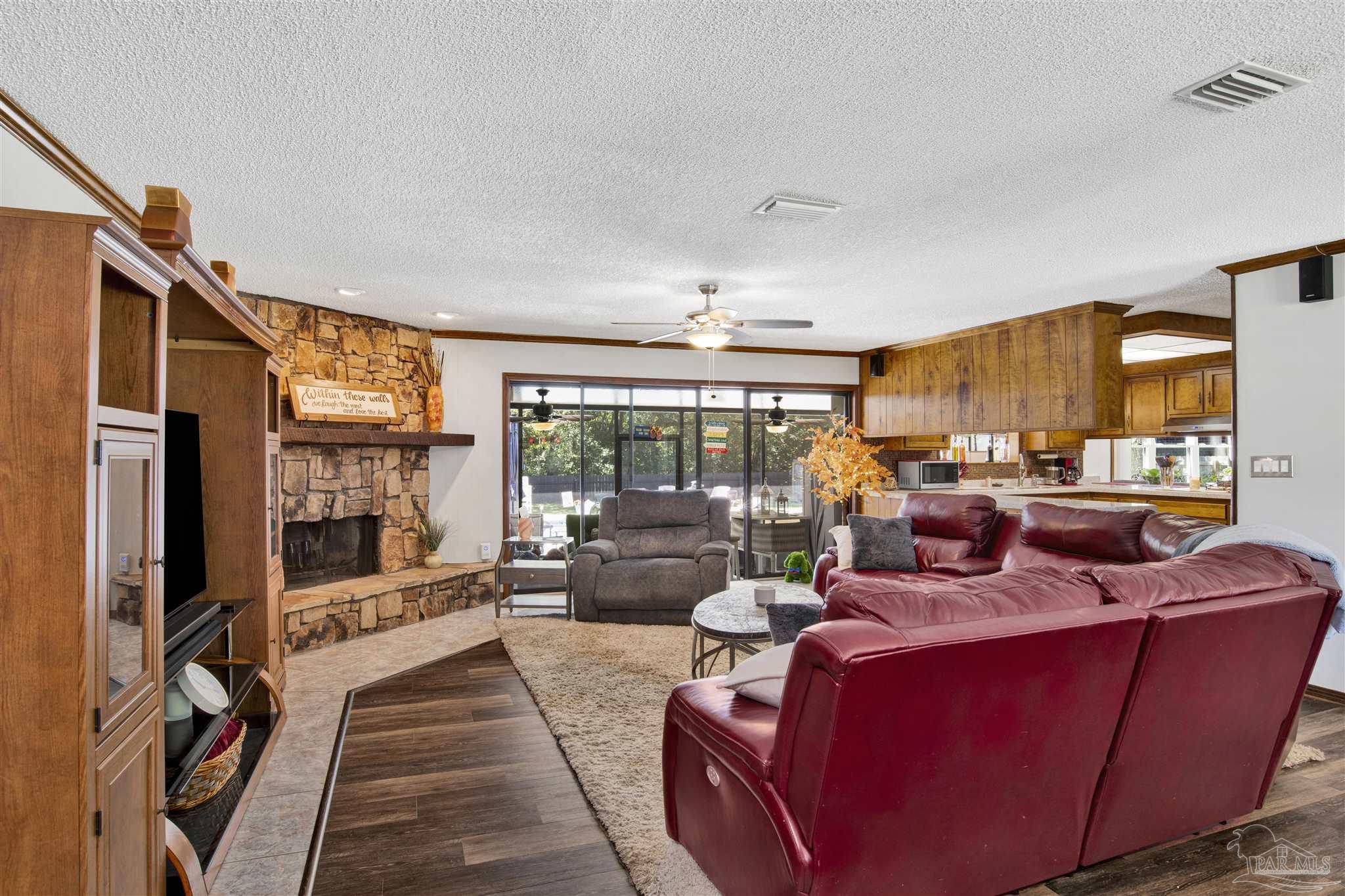 16531 Innerarity Point Road Pensacola, FL 32507 - Photo 13 of 60