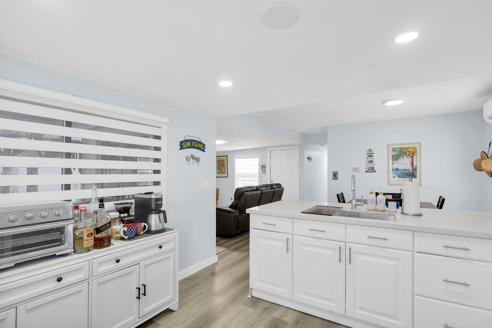209 Buttonwood Avenue Key Largo, FL 33037 - Photo 18 of 46 a kitchen with counter top space and cabinets