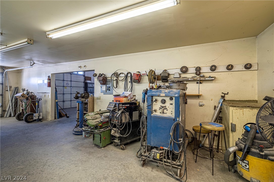 1081 West Dyer Road Pahrump, NV 89048 - Photo 19 of 25 Gallery Image 19