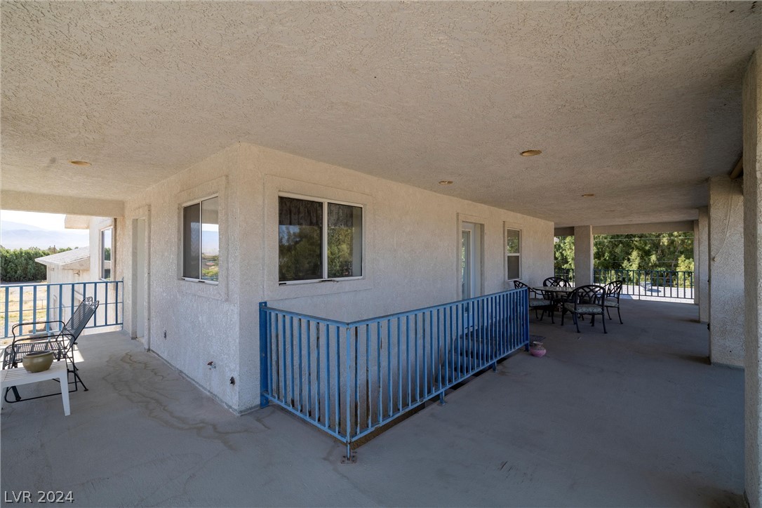 1081 West Dyer Road Pahrump, NV 89048 - Photo 4 of 25 Gallery Image 4