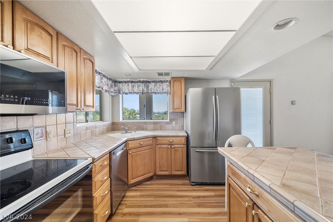 1081 West Dyer Road Pahrump, NV 89048 - Photo 7 of 25 Gallery Image 7