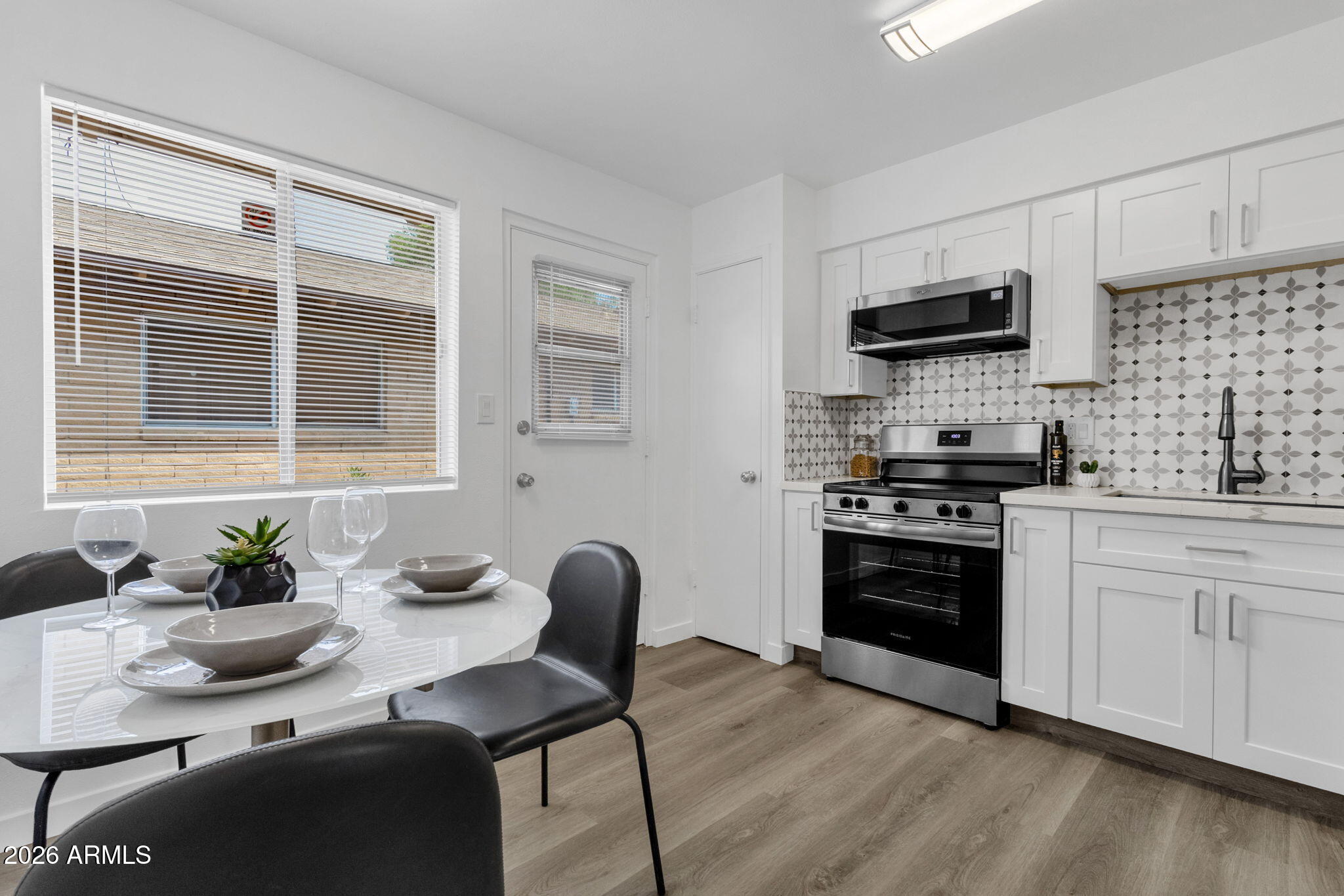 3031 South Rural Road, Unit 26 Tempe, AZ 85282 - Photo 6 of 22 9-web-or-mls-09