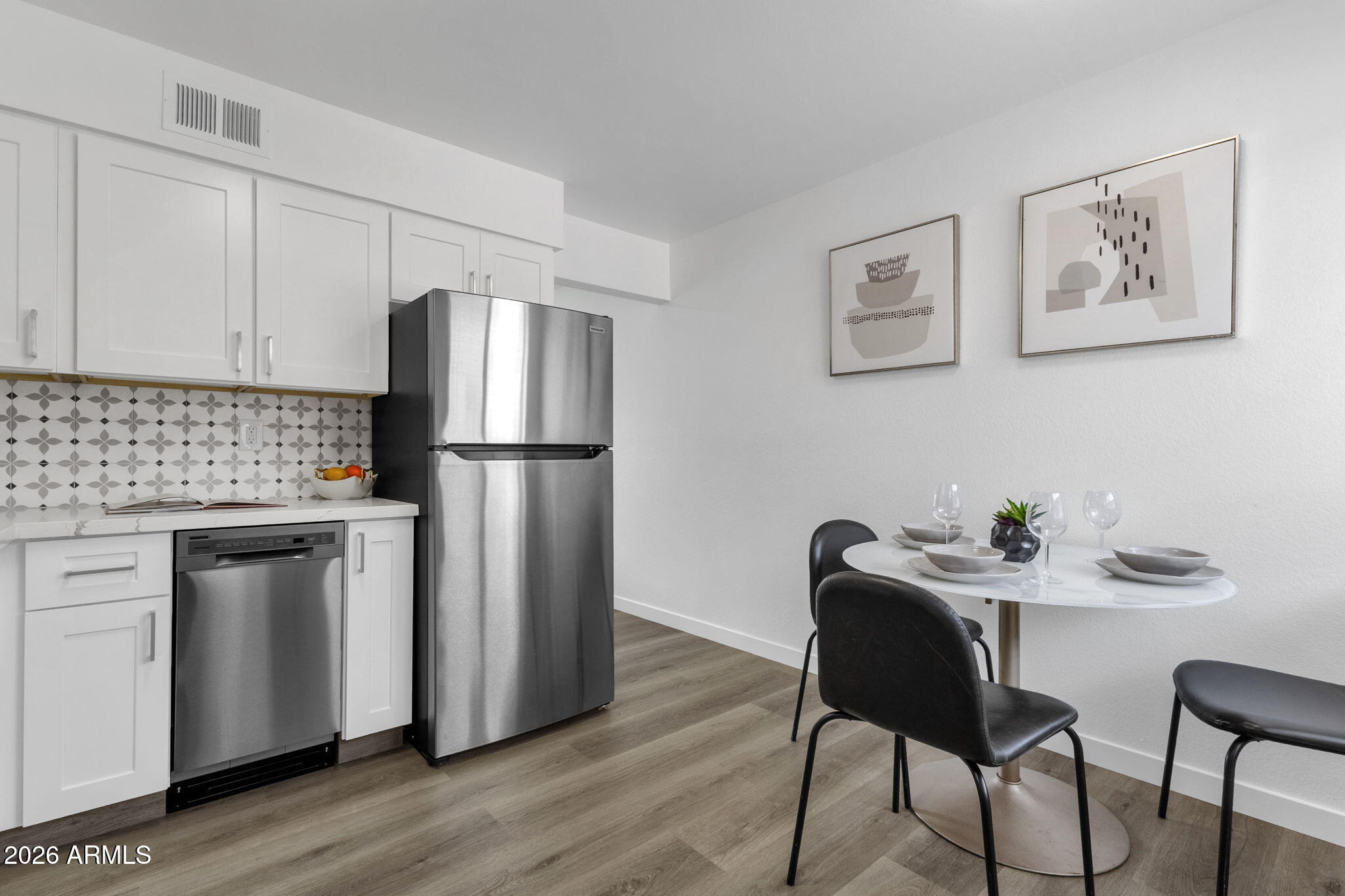 3031 South Rural Road, Unit 26 Tempe, AZ 85282 - Photo 10 of 22 11-web-or-mls-11