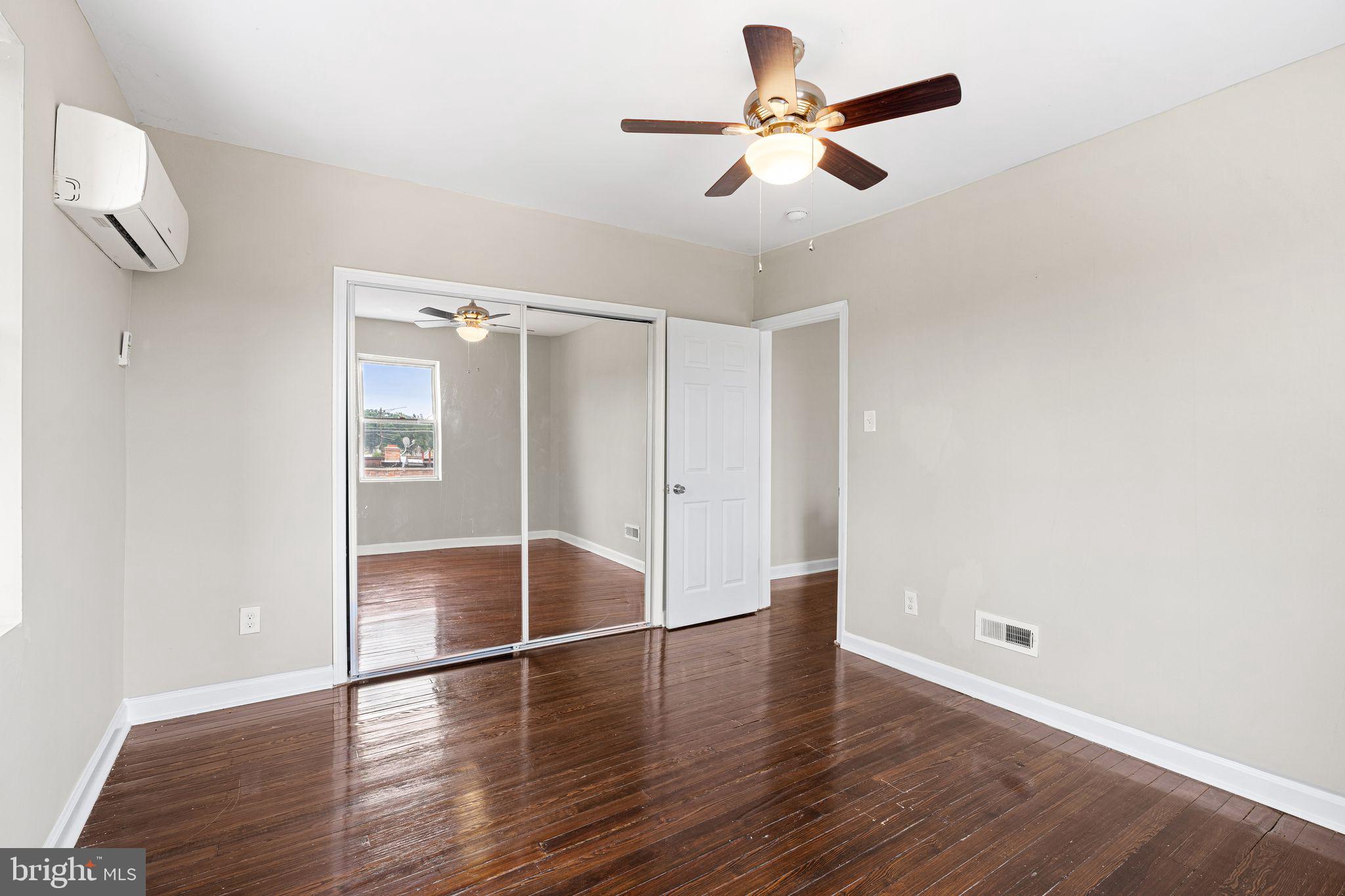 1405 71st Avenue Philadelphia, PA 19126 - Photo 17 of 32 Back bedroom
