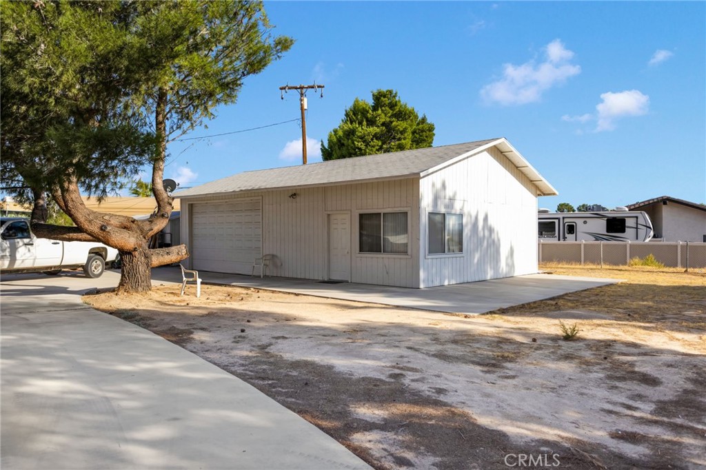 18947 Waseca Road Apple Valley, CA 92307 - Photo 17 of 21 Gallery Image 17