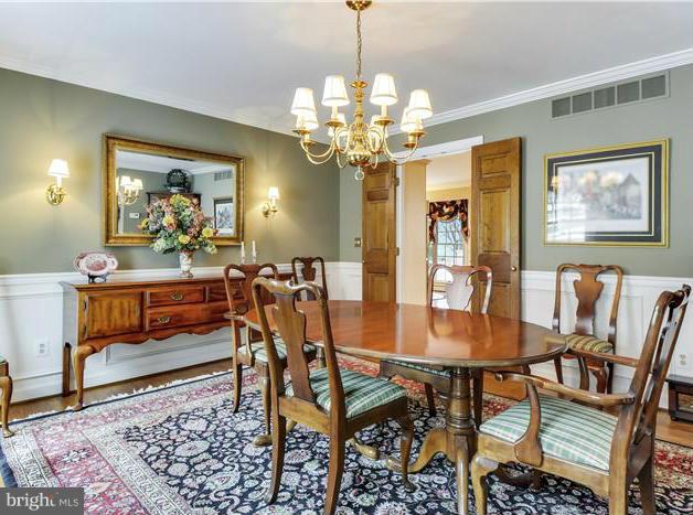 10718 Pot Spring Road Cockeysville, MD 21030 - Photo 6 of 30 Dinning Room