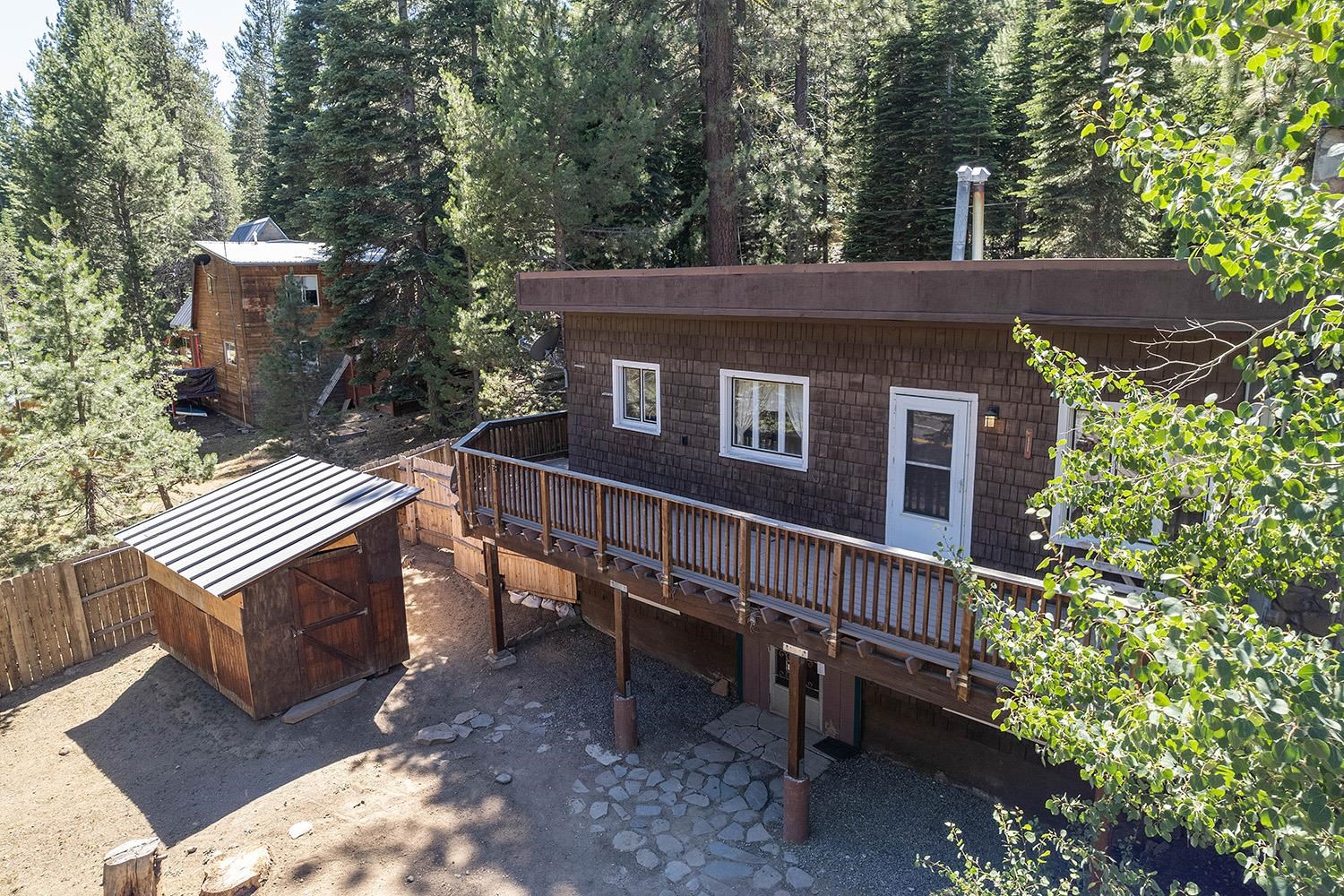 8735 River Road Truckee, CA 96161 - Photo 9 of 16 Gallery Image 9