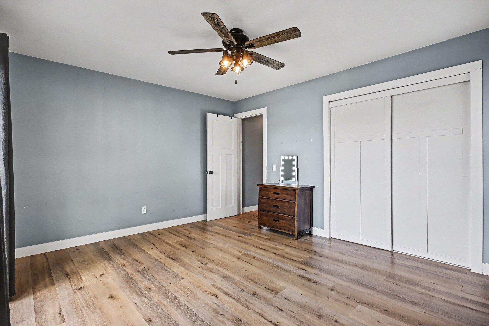 669 Waverly Road La Porte, IN 46350 - Photo 12 of 40 2038x1359