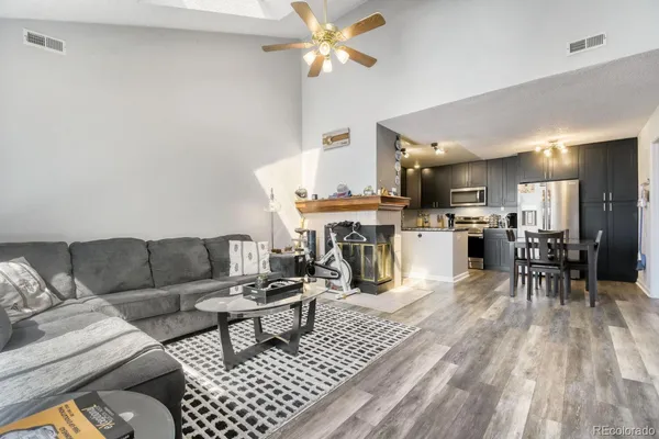 $320,000 | 5123 West 73rd Avenue, Westminster, CO 80030
