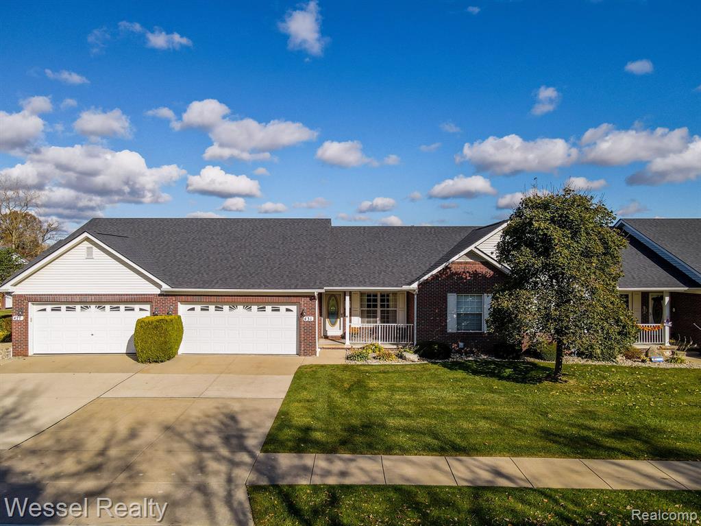 431 Ewell Street Romeo, MI 48065 - Photo 2 of 27