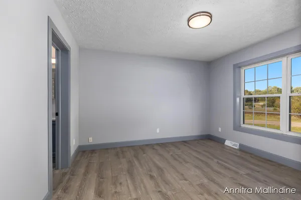 $345,000 | 2929 Montcalm Avenue Southeast, Lowell, MI 49331