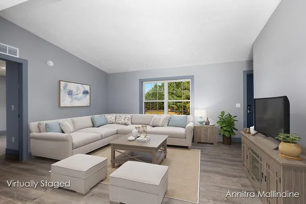 $345,000 | 2929 Montcalm Avenue Southeast, Lowell, MI 49331