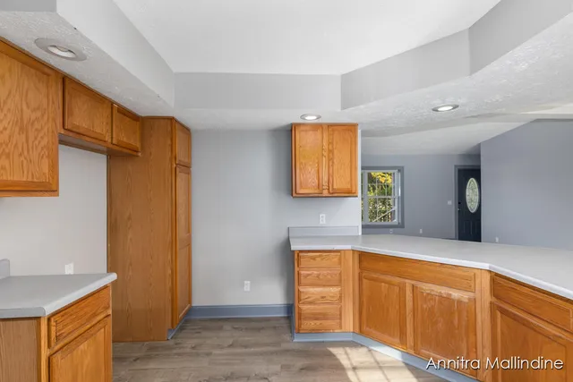 $375,000 | 2929 Montcalm Avenue Southeast, Lowell, MI 49331