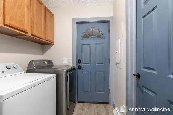 $345,000 | 2929 Montcalm Avenue Southeast, Lowell, MI 49331