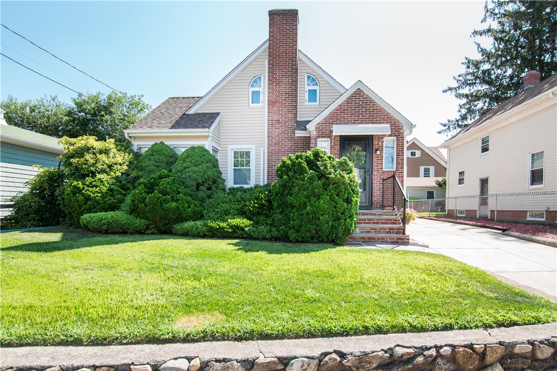 183 Power Road Pawtucket, RI 02860 - Photo 3 of 24 Gallery Image 3