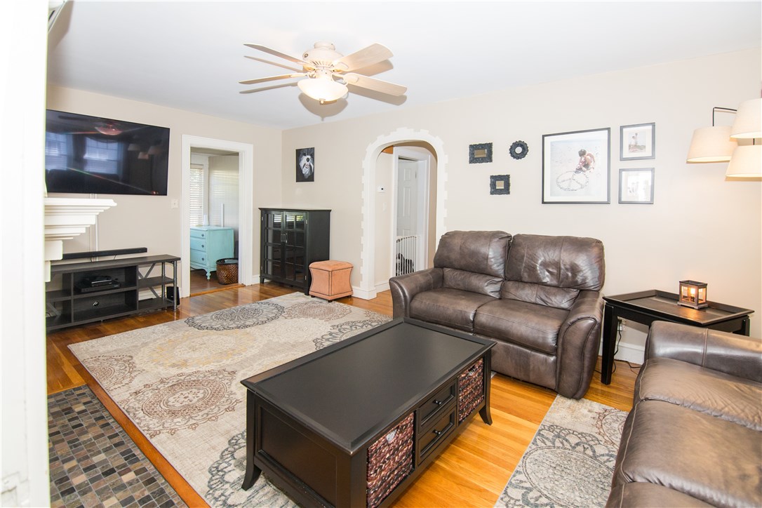 183 Power Road Pawtucket, RI 02860 - Photo 4 of 24 Gallery Image 4