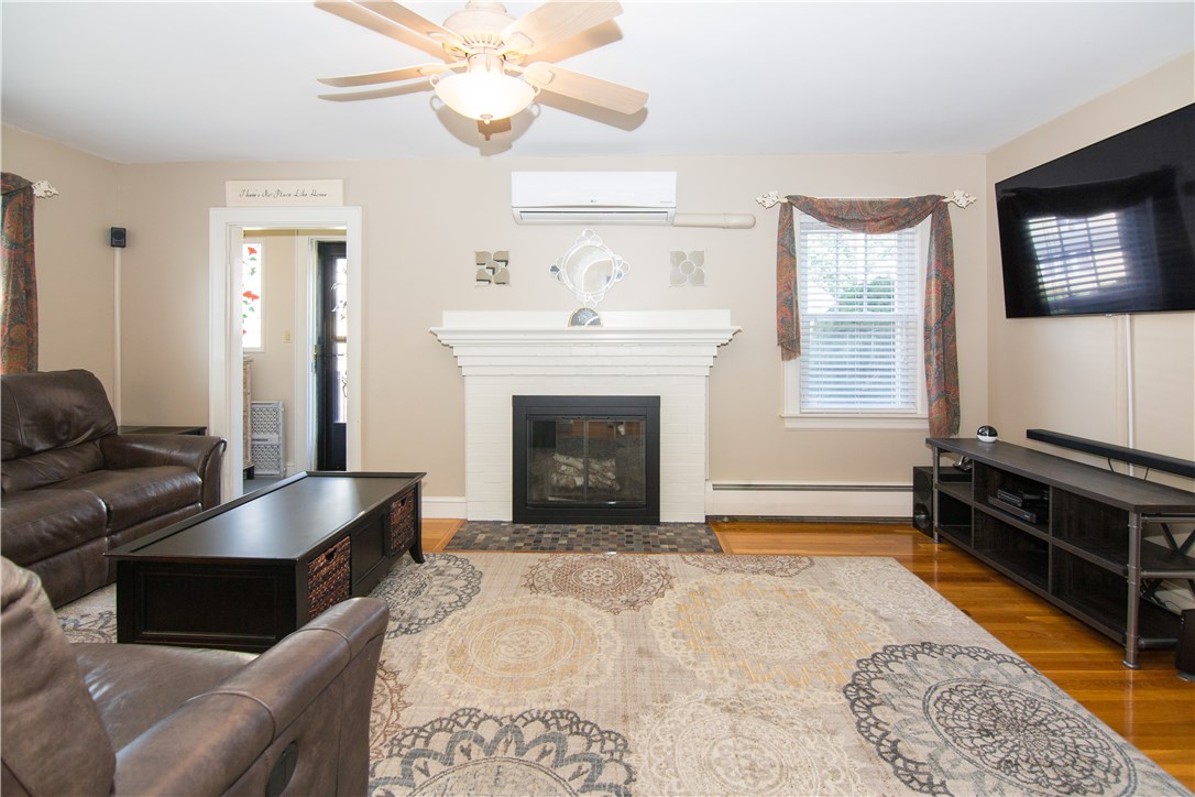 183 Power Road Pawtucket, RI 02860 - Photo 5 of 24 Gallery Image 5