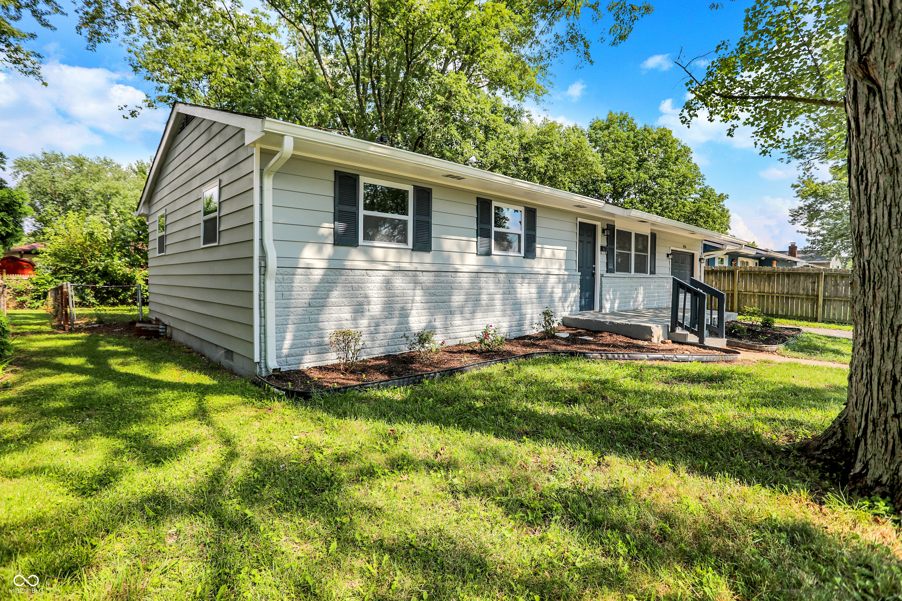 416 Linden Lane Plainfield, IN 46168 - Photo 3 of 29