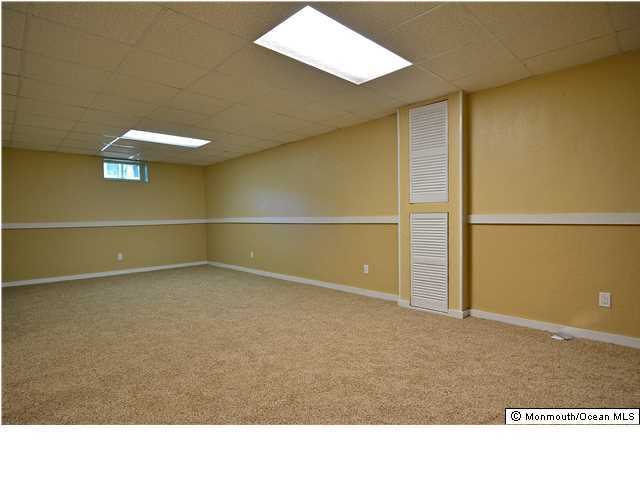 73 Wyncrest Road Marlboro, NJ 07746 - Photo 16 of 18 Additional Photo
