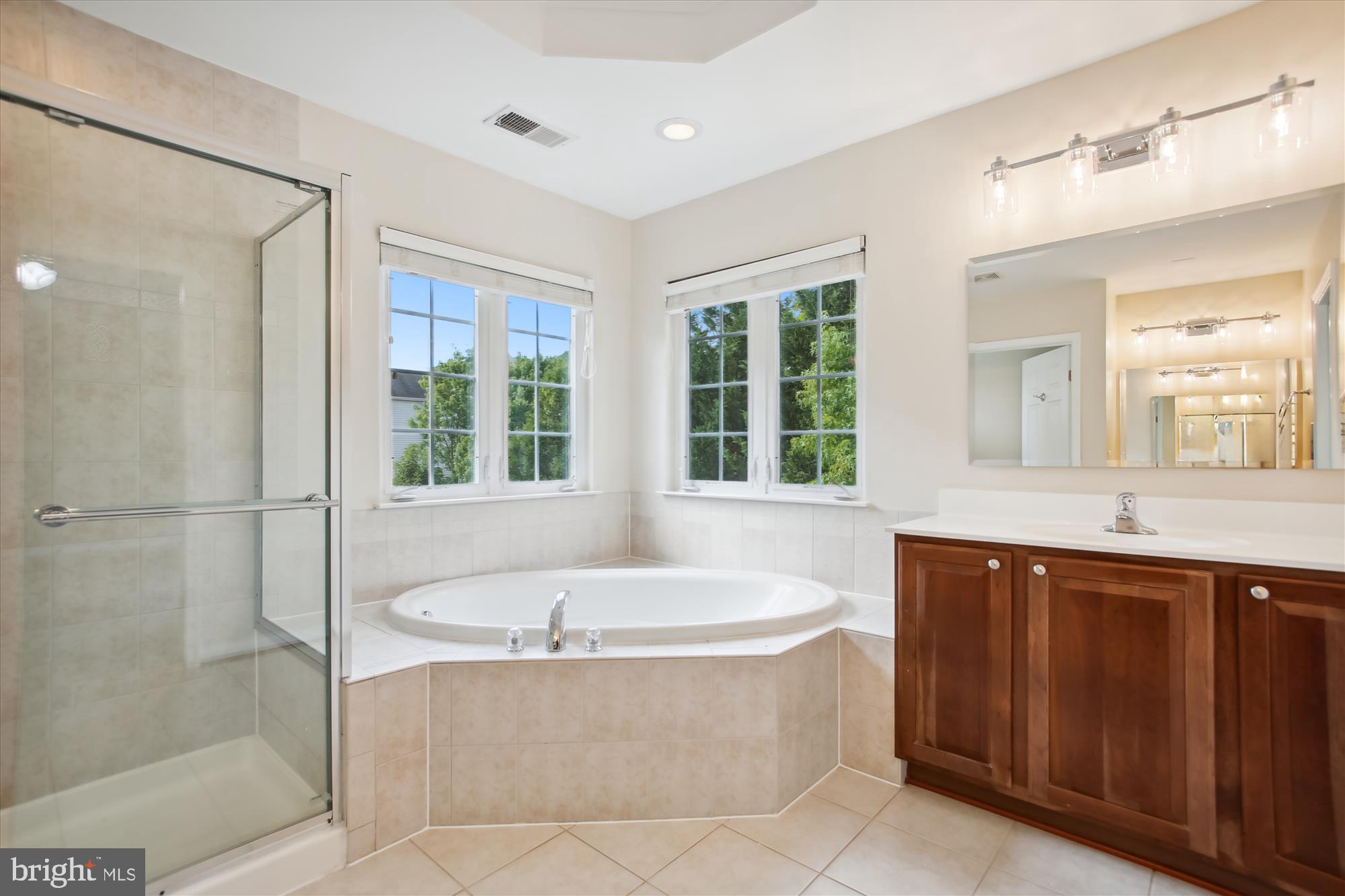 7232 Rita Gray Loop Alexandria, VA 22315 - Photo 47 of 72 Gallery Image 47