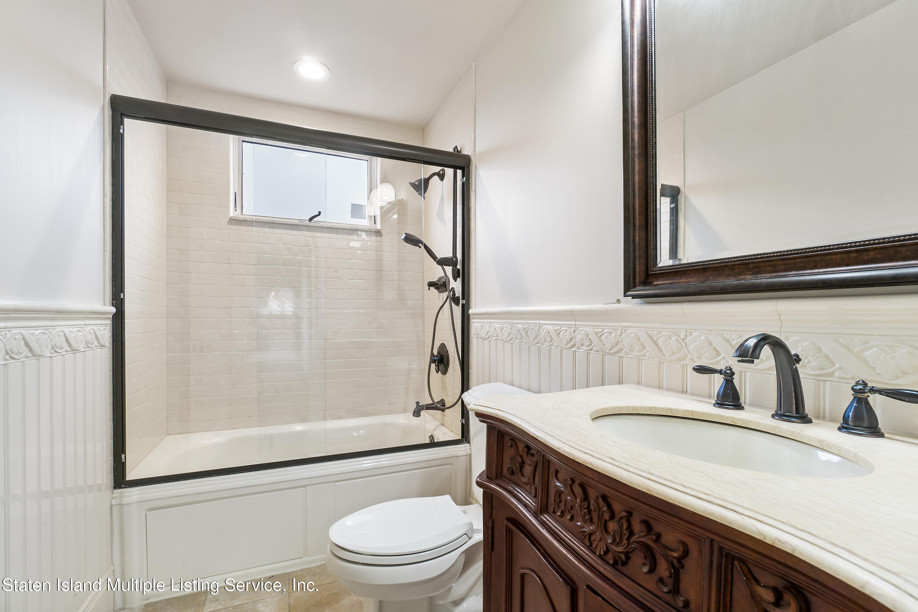 388 Edinboro Road Staten Island, NY 10306 - Photo 31 of 50 L3. Hall Bathroom