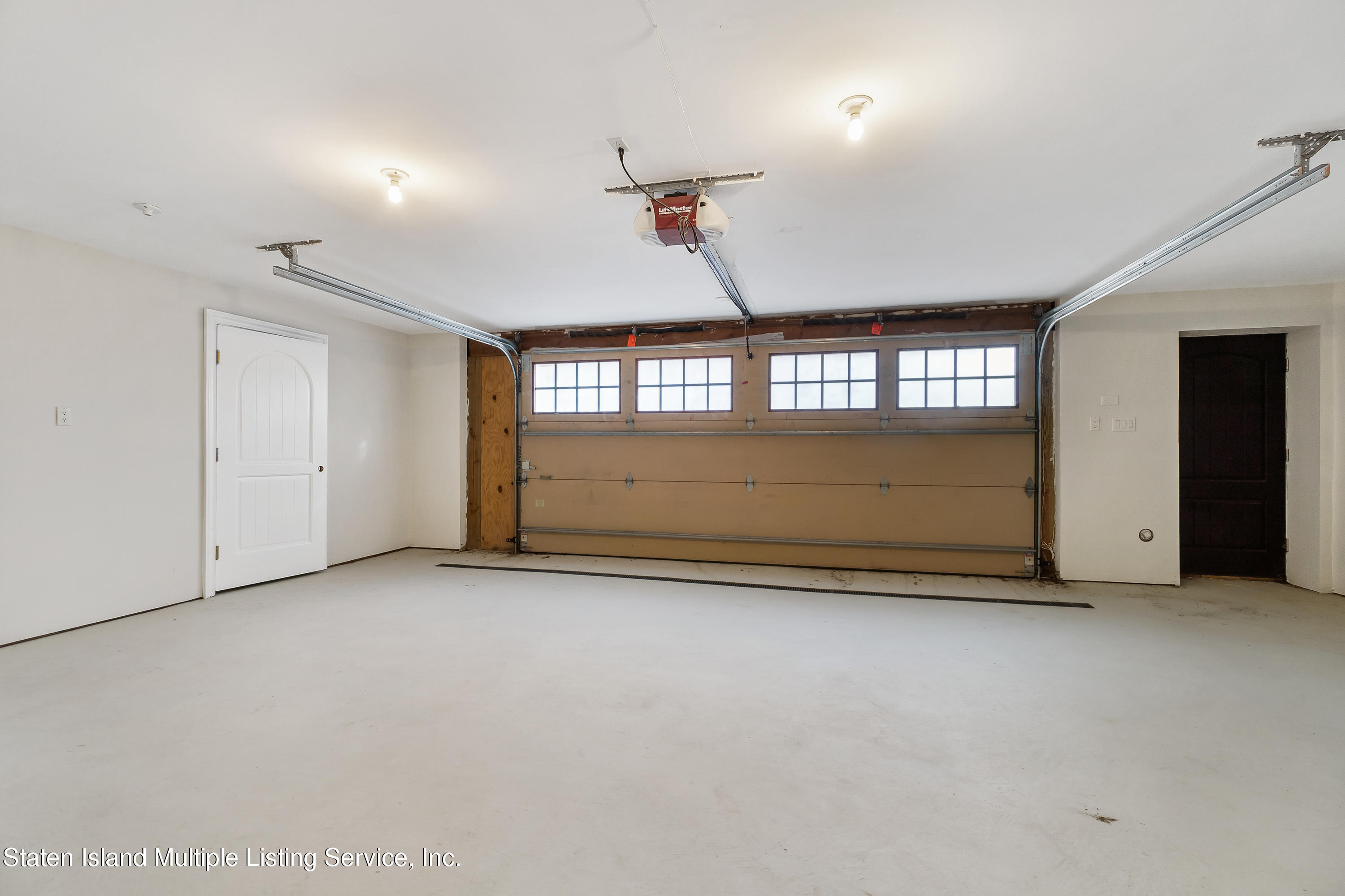 388 Edinboro Road Staten Island, NY 10306 - Photo 41 of 50 M7. Garage Room