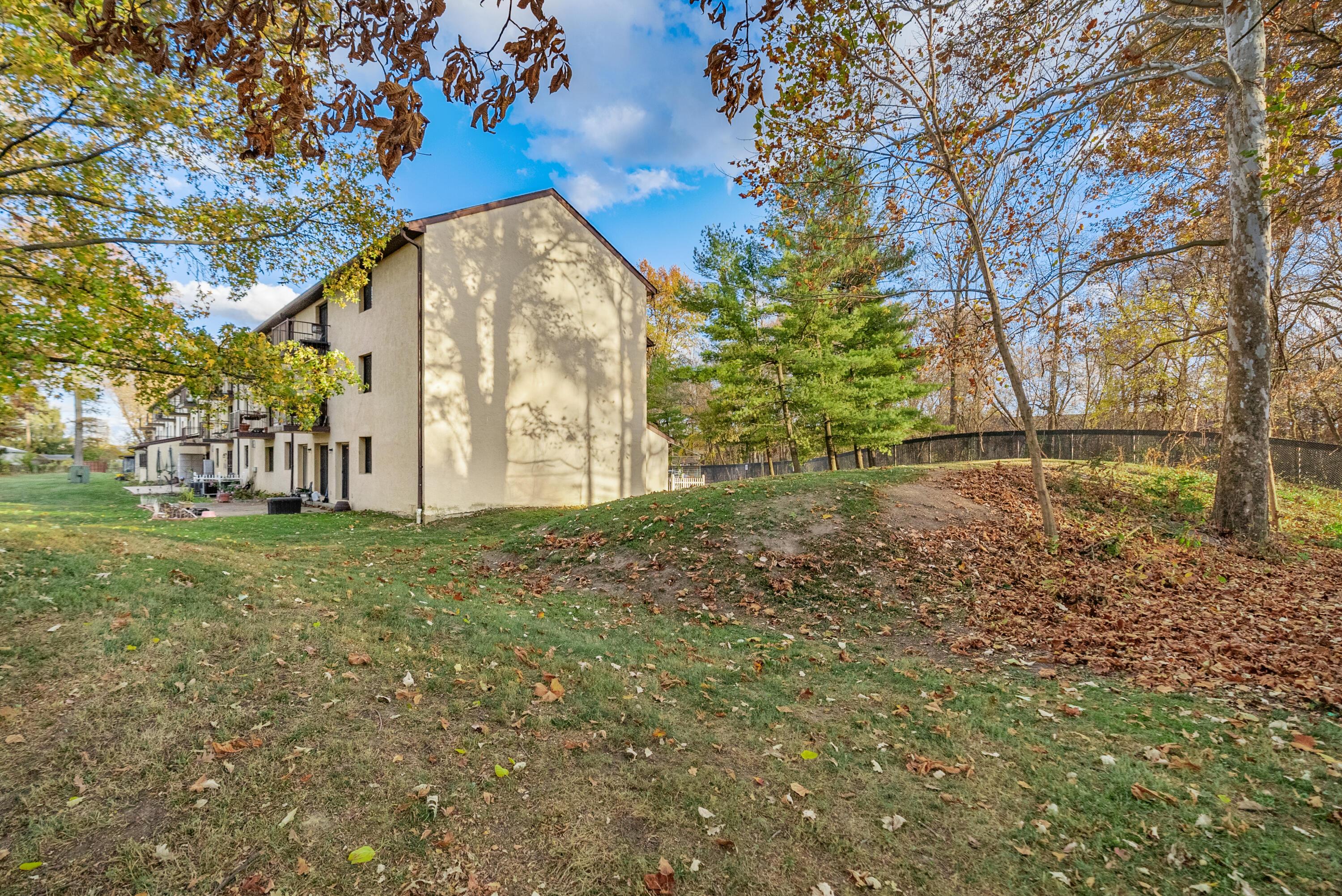 4141 Karl Road, Unit 101 Columbus, OH 43224 - Photo 39 of 39 R_4141_Karl_Rd_____0084-2