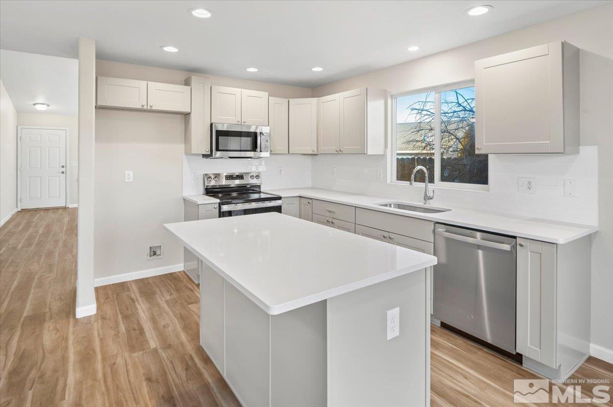9830 Brightridge Drive Reno, NV 89506 - Photo 8 of 34 Photo 8