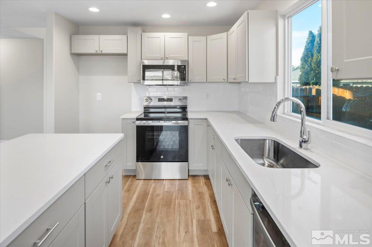 9830 Brightridge Drive Reno, NV 89506 - Photo 9 of 34 Photo 9