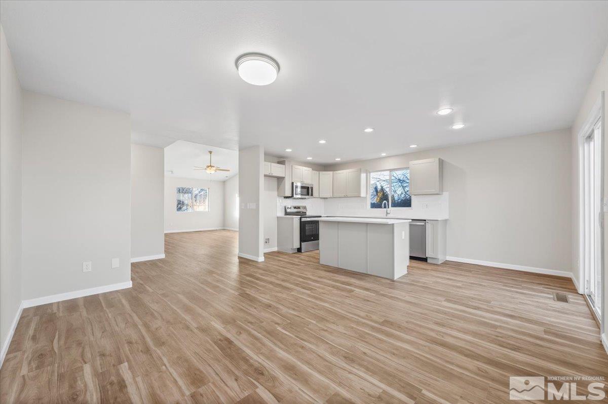 9830 Brightridge Drive Reno, NV 89506 - Photo 10 of 34 Photo 10