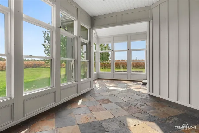 $820,000 | 44W465 Plank Road, Hampshire, IL 60140