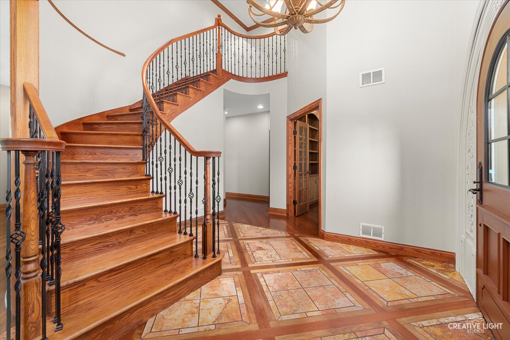 44W465 Plank Road Hampshire, IL 60140 - Photo 4 of 51