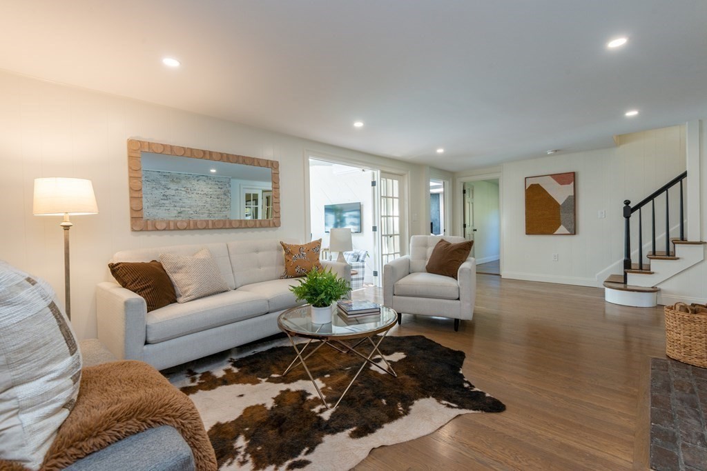 10 Huntingdon Road Lynnfield, MA 01940 - Photo 16 of 42 Gallery Image 16