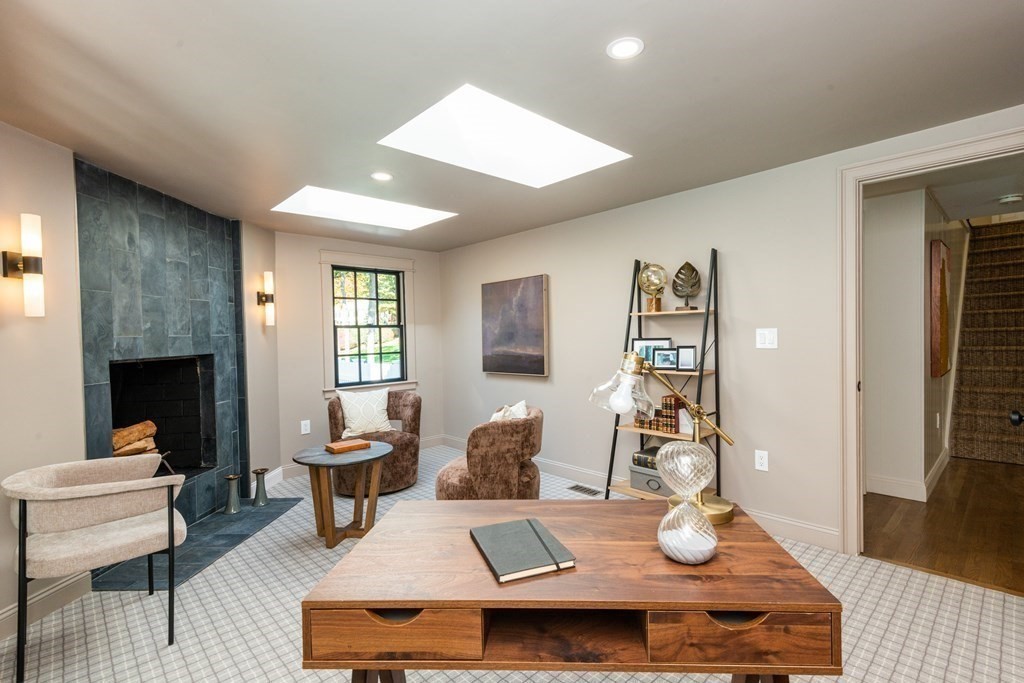 10 Huntingdon Road Lynnfield, MA 01940 - Photo 28 of 42 Gallery Image 28