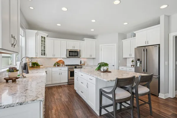 $999,900 | W137N6161 Weyer Farm Court, Menomonee Falls, WI 53051